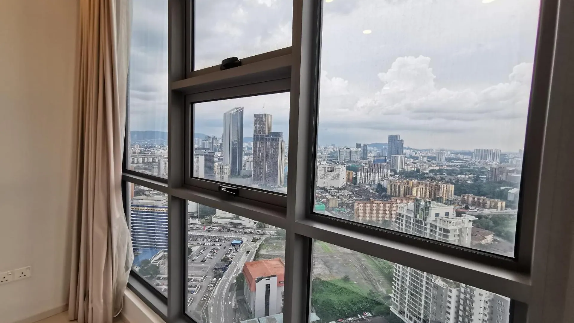 The Robertson Residences At Bukit Bintang Kuala Lumpur By Autumn Suites Premium Stay 아파트