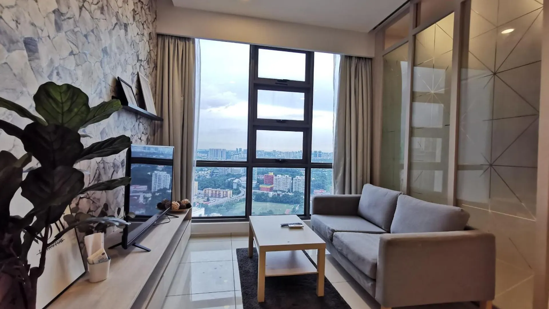 Kontakte von The Robertson Residences At Bukit Bintang Kuala Lumpur